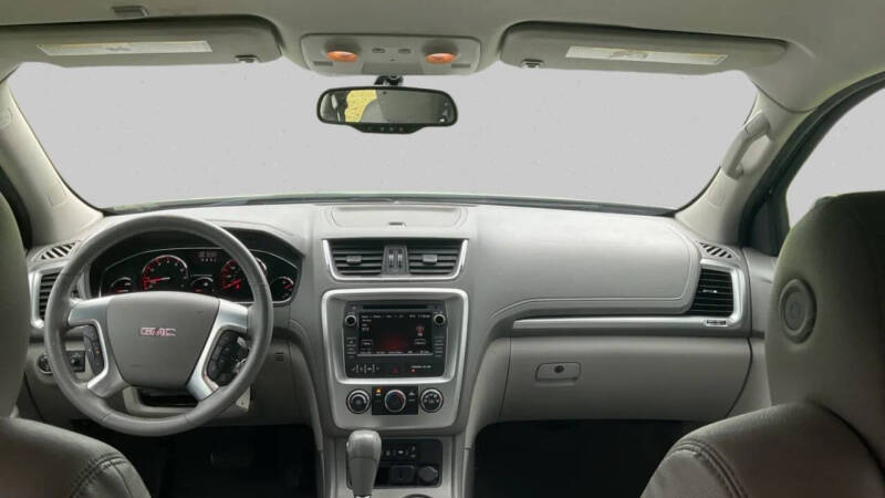 2015 GMC Acadia SLE-2