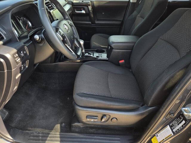 2024 Toyota 4Runner TRD Off-Road