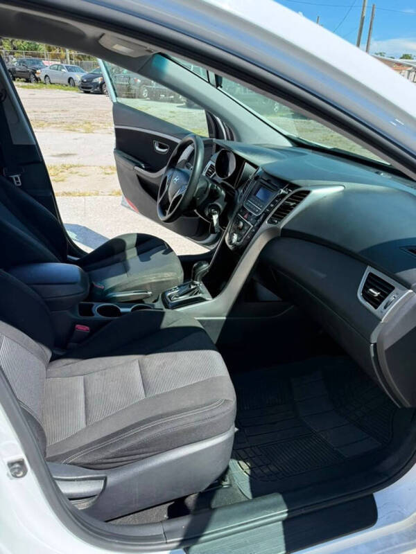 2017 Hyundai Elantra GT