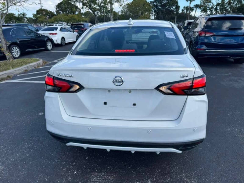 2021 Nissan Versa SV