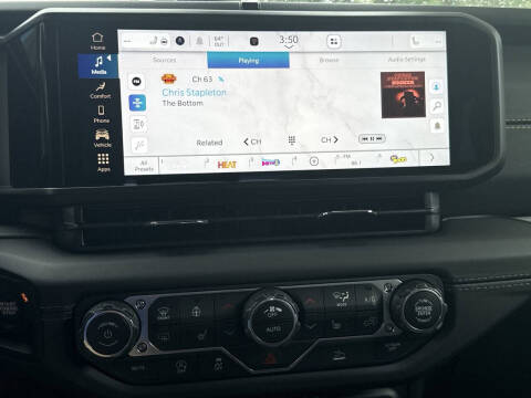 2026 Jeep Gladiator Sahara