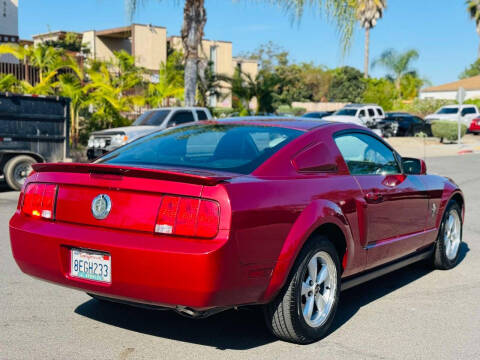 2007 Ford Mustang V6 Deluxe