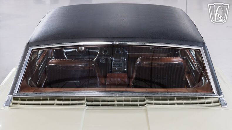 1966 Ford Thunderbird