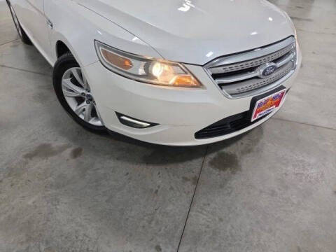 2011 Ford Taurus SEL