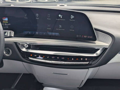 2023 Cadillac LYRIQ Luxury