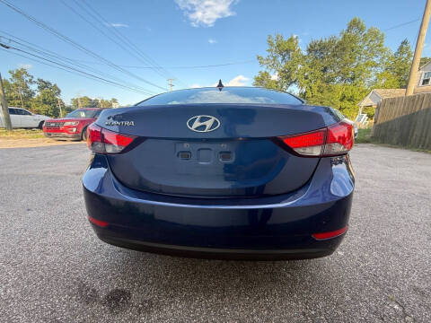 2015 Hyundai Elantra SE