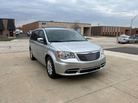 2012 Chrysler Town and Country for sale at GB Motors in Addison IL
