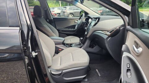 2017 Hyundai Santa Fe SE