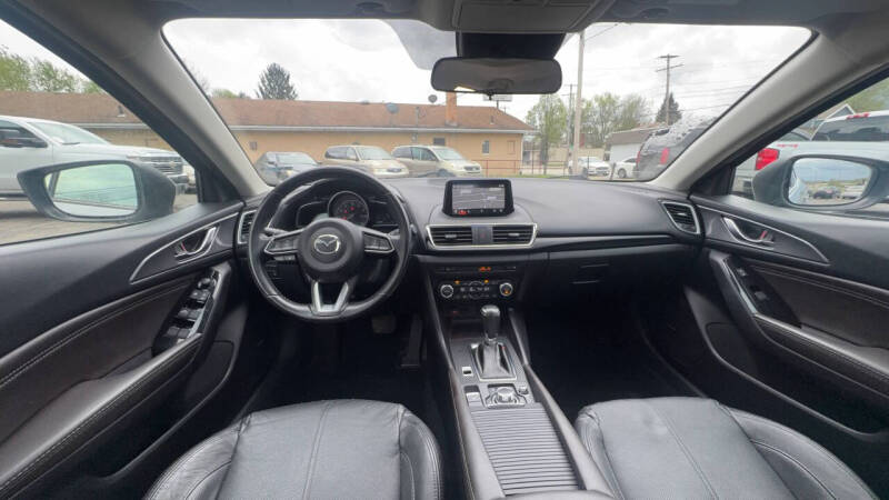 2017 Mazda MAZDA3 Grand Touring