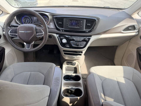 2017 Chrysler Pacifica Touring