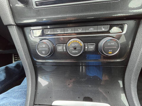 2016 Volkswagen Golf GTI Autobahn