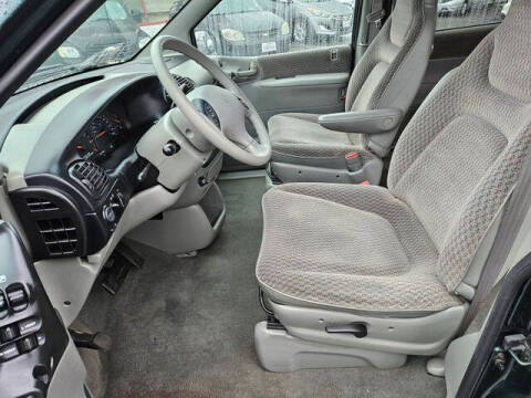 1998 Dodge Grand Caravan SE