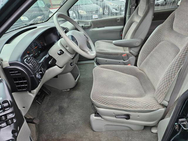 1998 Dodge Grand Caravan SE