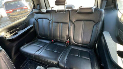 2023 Jeep Wagoneer Carbide