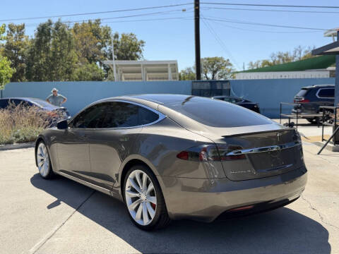2016 Tesla Model S P90D