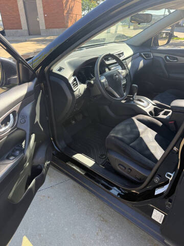 2016 Nissan Rogue SV