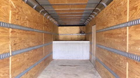 2004 Cargo Craft 38'  CARGO 9' CIELING