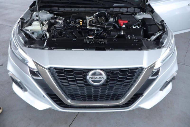 2021 Nissan Altima 2.5 SR