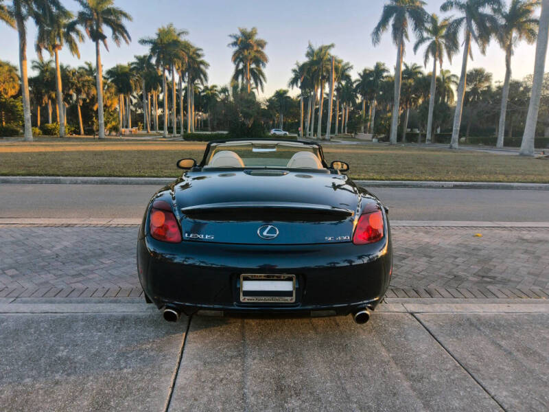 2004 Lexus SC 430