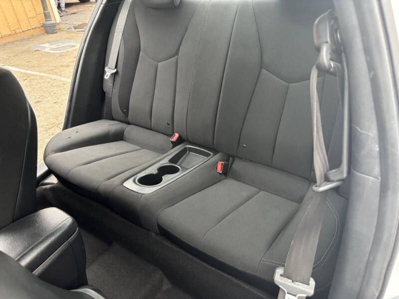 2017 Hyundai Veloster Value Edition