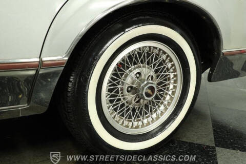 1984 Lincoln Town Car
