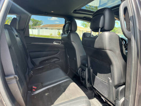 2021 Jeep Grand Cherokee Laredo E