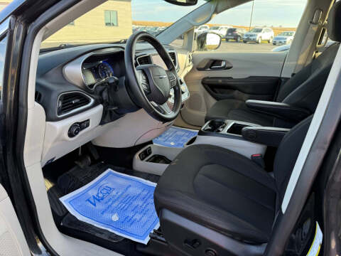 2020 Chrysler Pacifica Touring