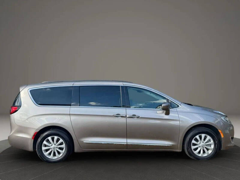 2017 Chrysler Pacifica