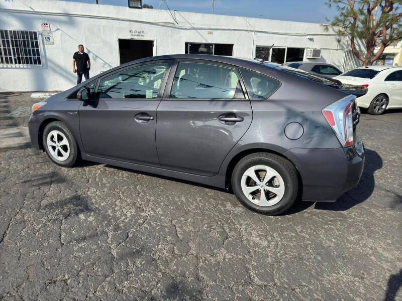 2014 Toyota Prius Three