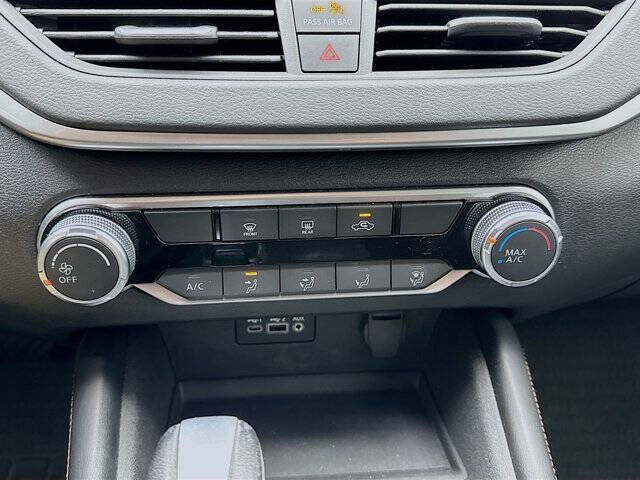 2022 Nissan Altima 2.5 SR