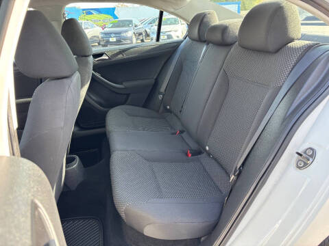 2011 Volkswagen Jetta S