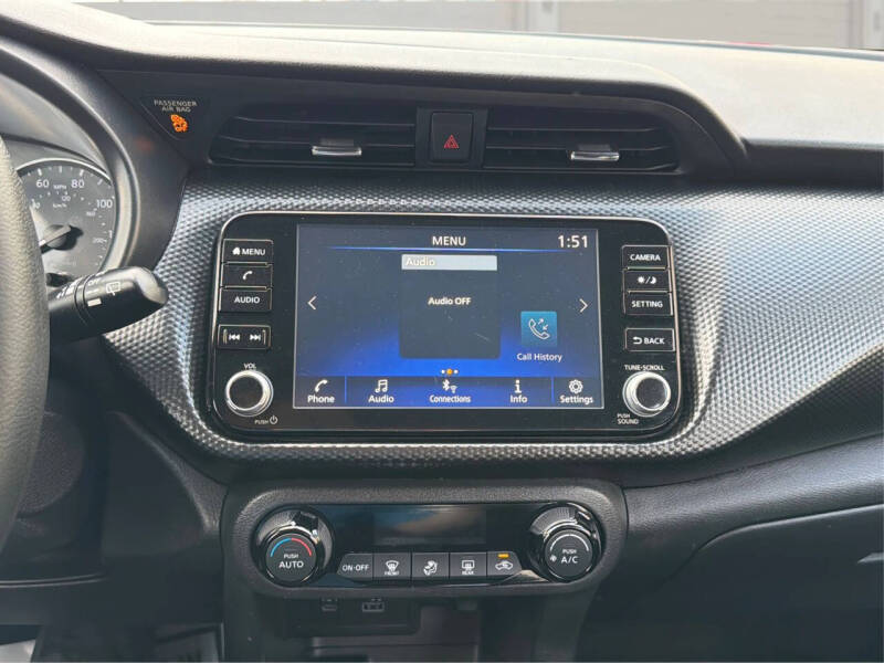2021 Nissan Kicks SV