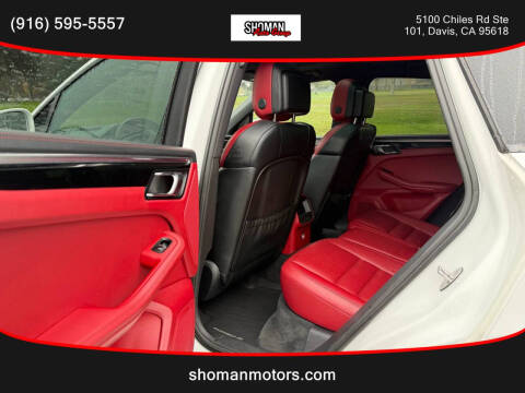 2015 Porsche Macan S