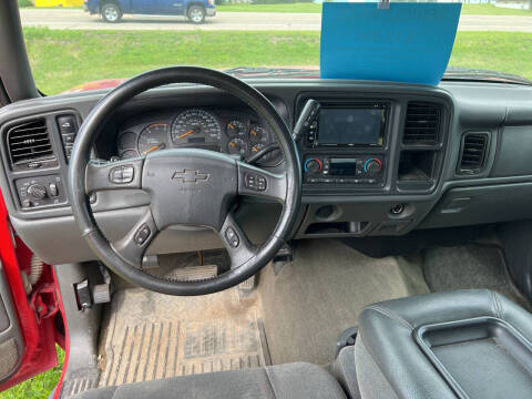 2004 Chevrolet Silverado 2500HD LS