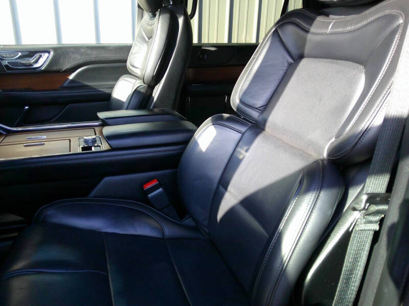 2018 Lincoln Navigator Select