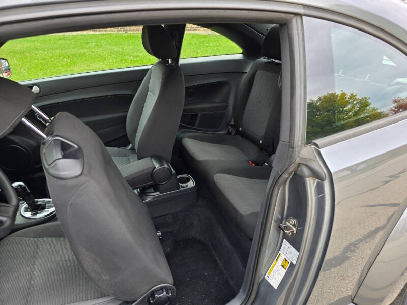 2014 Volkswagen Beetle 1.8T Entry PZEV