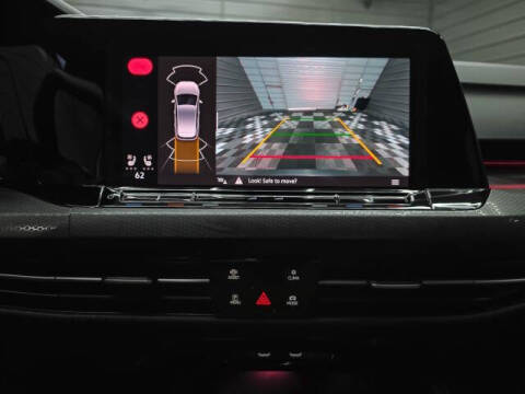2024 Volkswagen Golf GTI SE