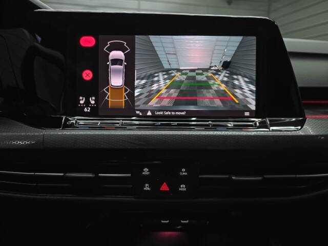 2024 Volkswagen Golf GTI SE