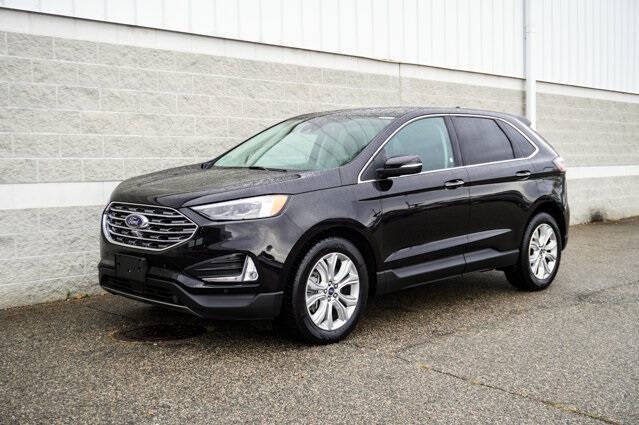 Used 2022 Ford Edge Titanium with VIN 2FMPK4K93NBA67723 for sale in Plainwell, MI