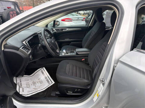 2019 Ford Fusion Hybrid SE