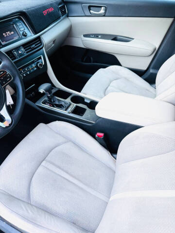 2016 Kia Optima LX