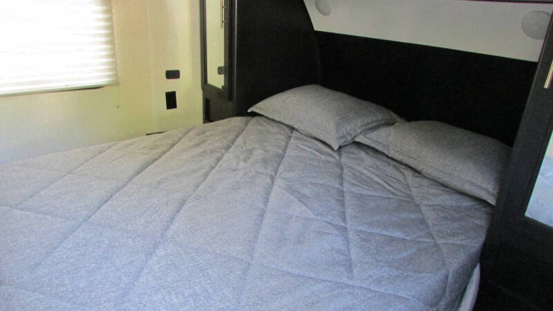 2022 Forest River CHEROKEE 264RL