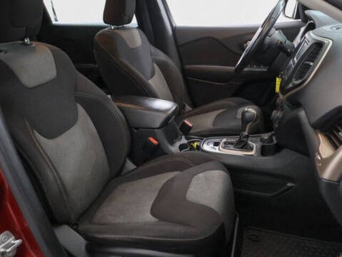 2015 Jeep Cherokee Sport