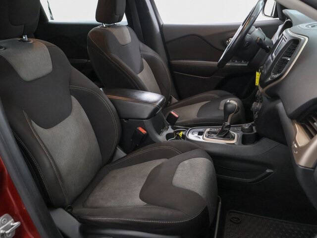 2015 Jeep Cherokee Sport