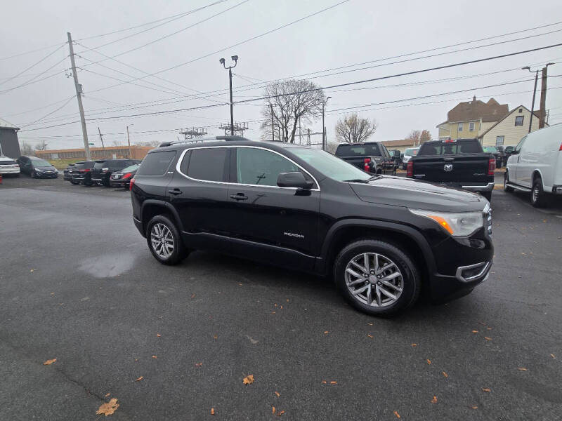 2017 GMC Acadia SLE-2