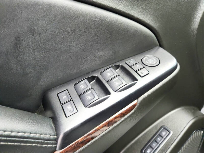 2017 GMC Yukon XL SLT