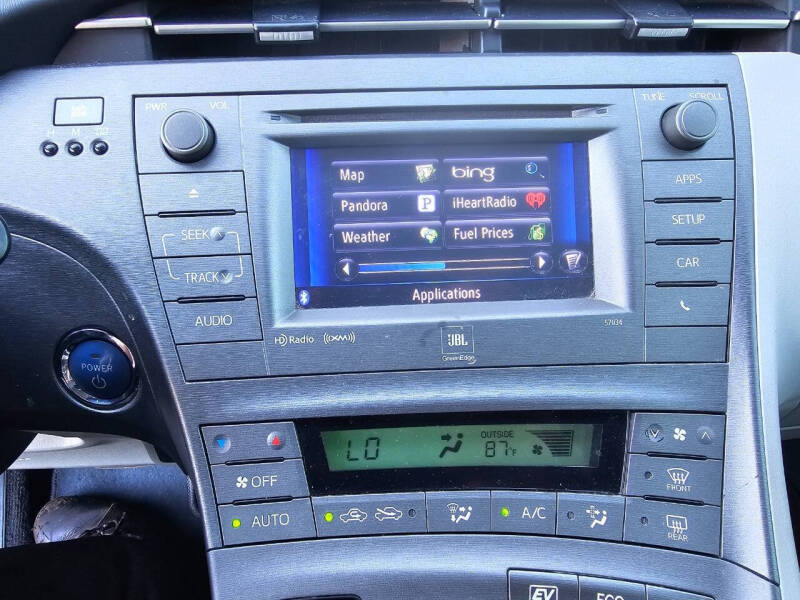 2014 Toyota Prius Five