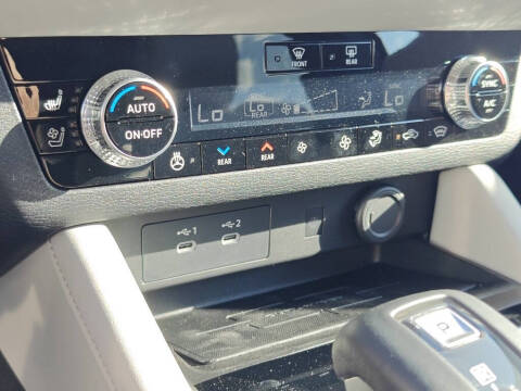 2025 Mitsubishi Outlander SEL