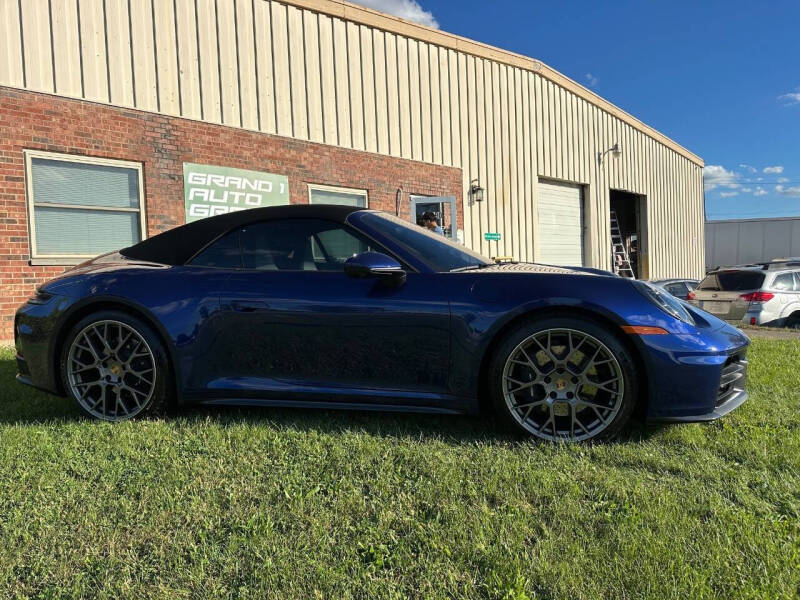 2025 Porsche 911 Carrera