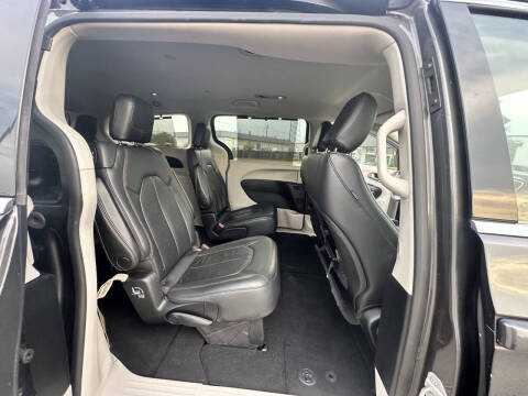 2018 Chrysler Pacifica Touring L